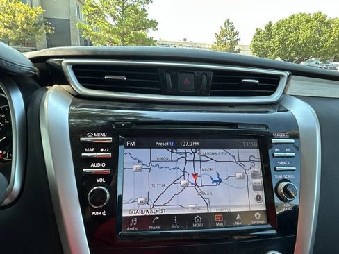 Used 2015 Nissan Murano SL w/ SL Technology Package FWD image 17