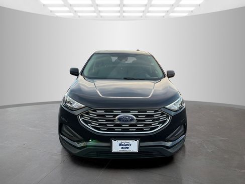 Used 2022 Ford Edge SE image 2