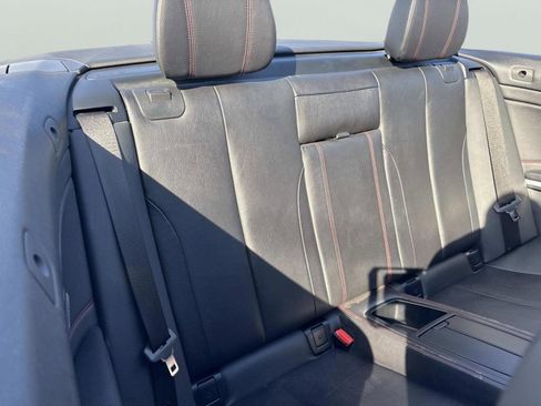 Used 2019 BMW 430i Convertible w/ Convenience Package image 18