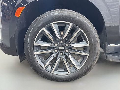 Used 2023 Cadillac Escalade Sport AWD/4WD image 36
