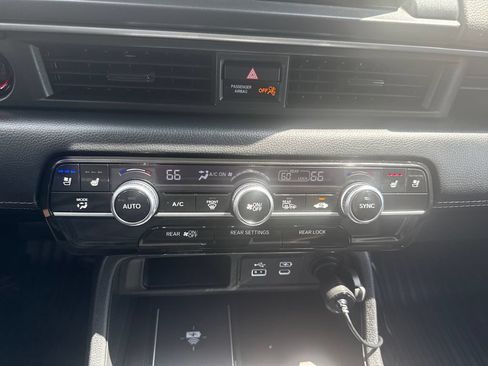 Certified 2023 Honda Pilot Elite image 37