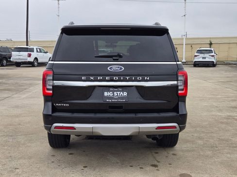 Used 2023 Ford Expedition Limited image 5