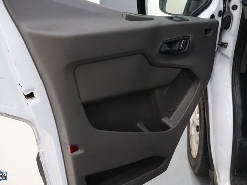 Used 2023 Ford Transit 350 XLT image 12