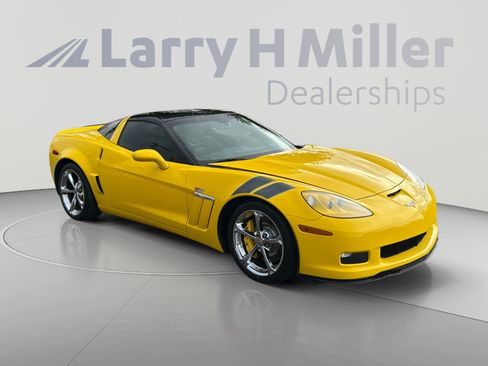 Used 2012 Chevrolet Corvette Grand Sport w/ 2LT Preferred Equipment Group RWD image 7