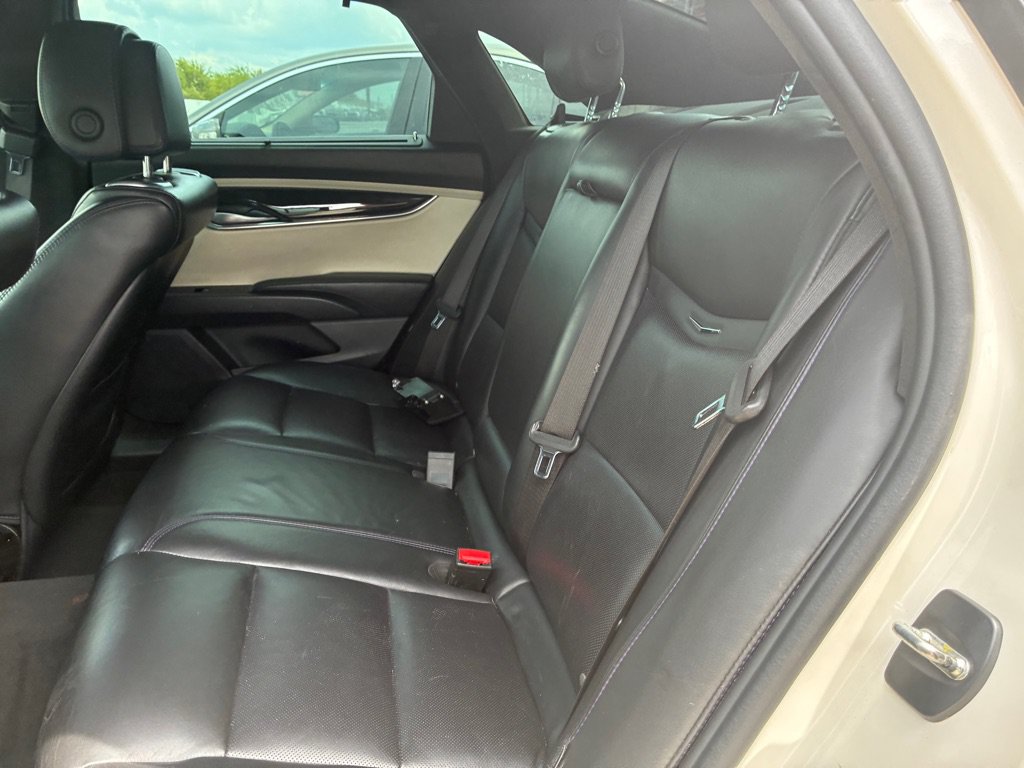 Used 2013 Cadillac XTS Platinum FWD image 27
