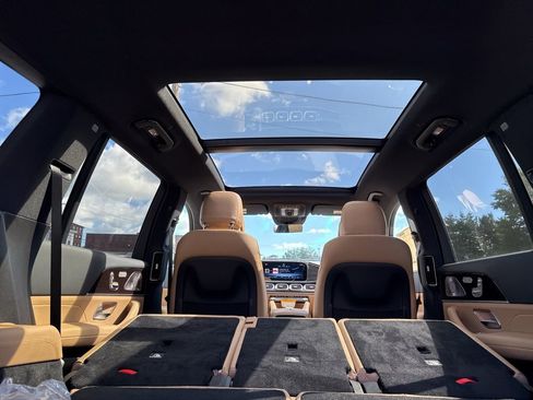 New 2026 Mercedes-Benz GLS 450 4MATIC image 34