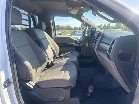 Used 2022 Ford F350 XLT w/ Snow Plow Prep Package image 12