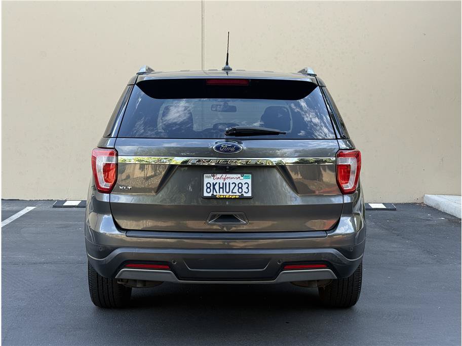 Used 2019 Ford Explorer XLT w/ Equipment Group 201A FWD image 5