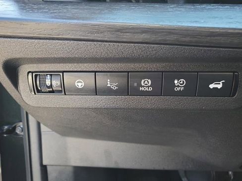 Certified 2024 Nissan Ariya AWD image 19