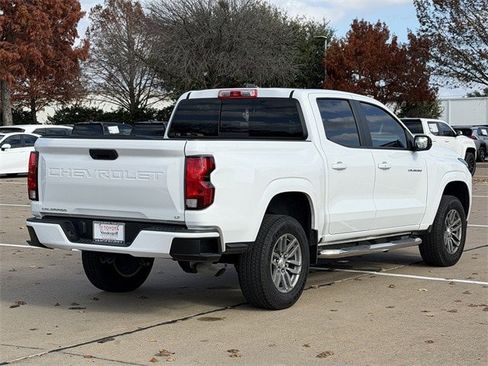 Used 2023 Chevrolet Colorado LT w/ LT Convenience Package image 4