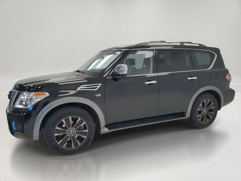 Used 2018 Nissan Armada Platinum image 4