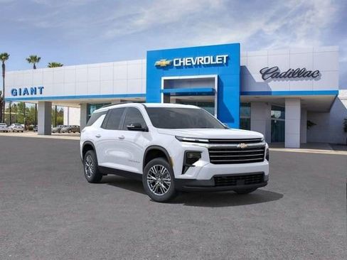 New 2026 Chevrolet Traverse LT w/ Driver Confidence Package FWD image 9