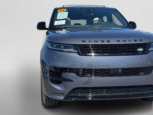 Used 2025 Land Rover Range Rover Sport Dynamic SE image 11