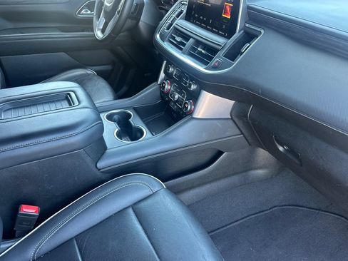 Used 2024 GMC Yukon SLT AWD/4WD image 20