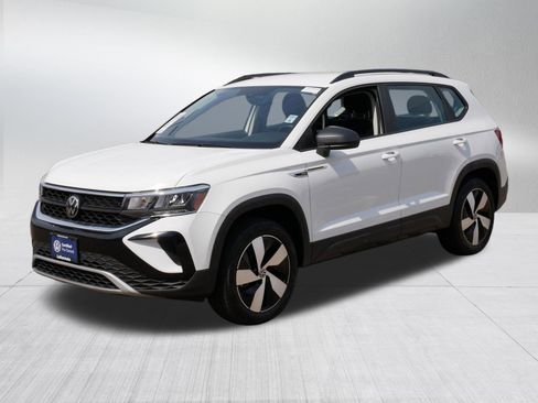 Certified 2023 Volkswagen Taos S AWD/4WD image 3