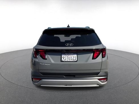 Used 2025 Hyundai Tucson SEL image 12