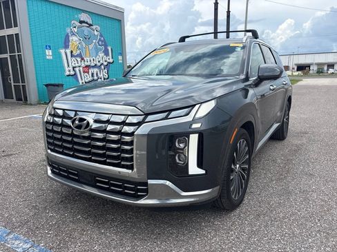 Used 2024 Hyundai Palisade Calligraphy FWD image 7