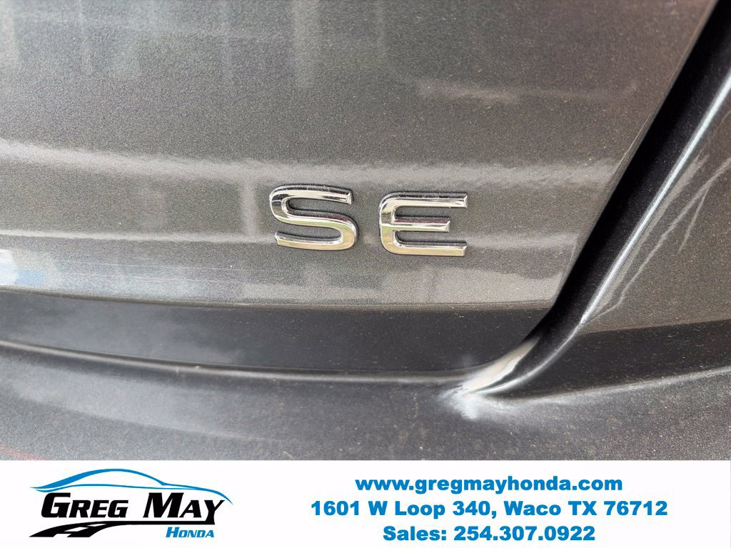 Used 2025 Volkswagen Jetta SE FWD image 16