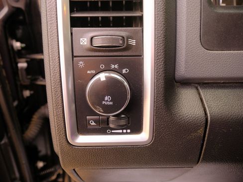 Used 2018 RAM 1500 Big Horn image 36