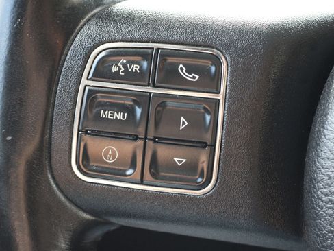 Used 2012 Jeep Wrangler Unlimited Sahara w/ Dual Top Group AWD/4WD image 16