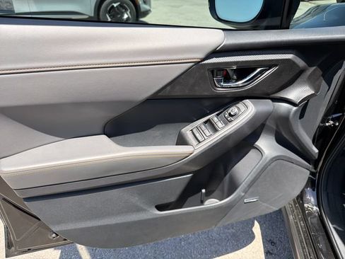 New 2026 Subaru Crosstrek 2.5i Limited w/ Crosstrek Mirror Package AWD/4WD image 17