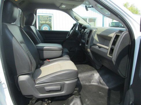 Used 2010 Dodge Ram 1500 Truck ST image 11