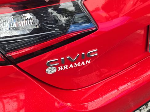 Certified 2022 Honda Civic Sport image 5