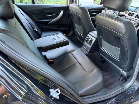 Used 2018 BMW 320i xDrive Sedan image 23