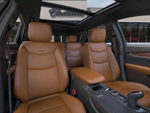 New 2026 Cadillac XT5 Premium Luxury w/ Driver Assist Package AWD/4WD image 16