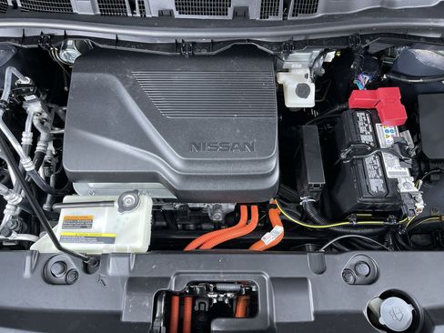Certified 2024 Nissan Leaf SV Plus FWD image 27