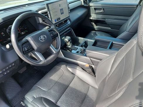 Used 2024 Toyota Tundra Limited AWD/4WD image 17