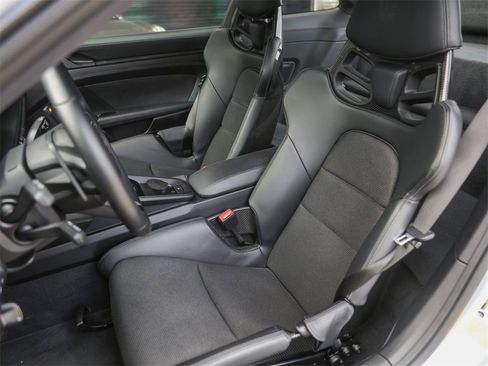 Certified 2022 Porsche 911 GT3 image 5