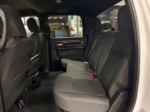 Used 2025 RAM 2500 Big Horn AWD/4WD image 34