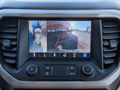 Used 2022 GMC Acadia Denali w/ Denali Ultimate Package image 3