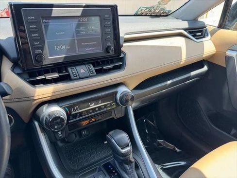 Certified 2019 Toyota RAV4 XLE Premium w/ All Weather Liner Package AWD/4WD image 91