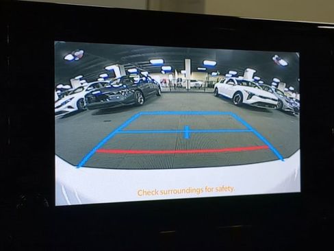 Used 2025 Toyota Corolla SE image 19