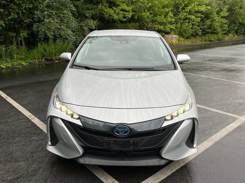 Used 2021 Toyota Prius Prime LE FWD image 8