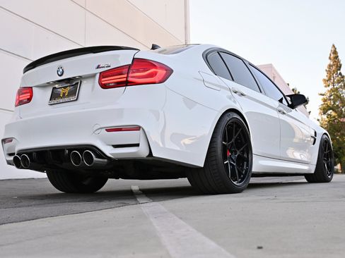Used 2016 BMW M3 RWD image 12