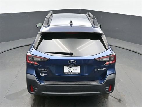 Used 2020 Subaru Outback Premium image 42