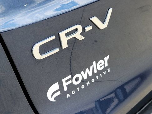 Used 2025 Honda CR-V EX image 11