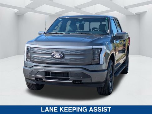 New 2025 Ford F150 Lightning Lariat image 8