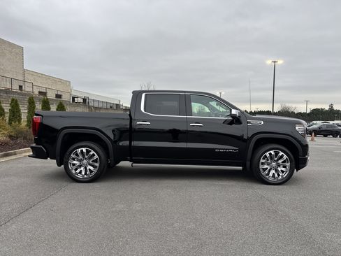 New 2026 GMC Sierra 1500 Denali image 11