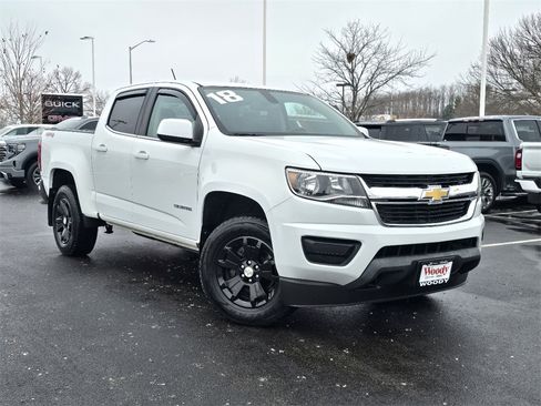 Used 2018 Chevrolet Colorado LT image 2