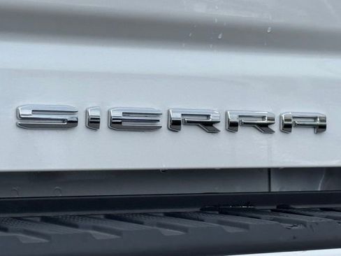 Used 2025 GMC Sierra 3500 Denali w/ Denali Reserve Package image 11