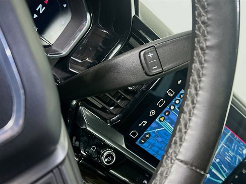 Used 2024 GMC Sierra 1500 Elevation image 25