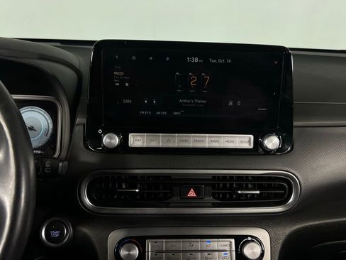 Used 2022 Hyundai Kona Limited w/ Cargo Package image 20