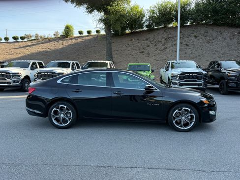 Used 2024 Chevrolet Malibu LT w/ LPO, Floor Liner Package FWD image 6