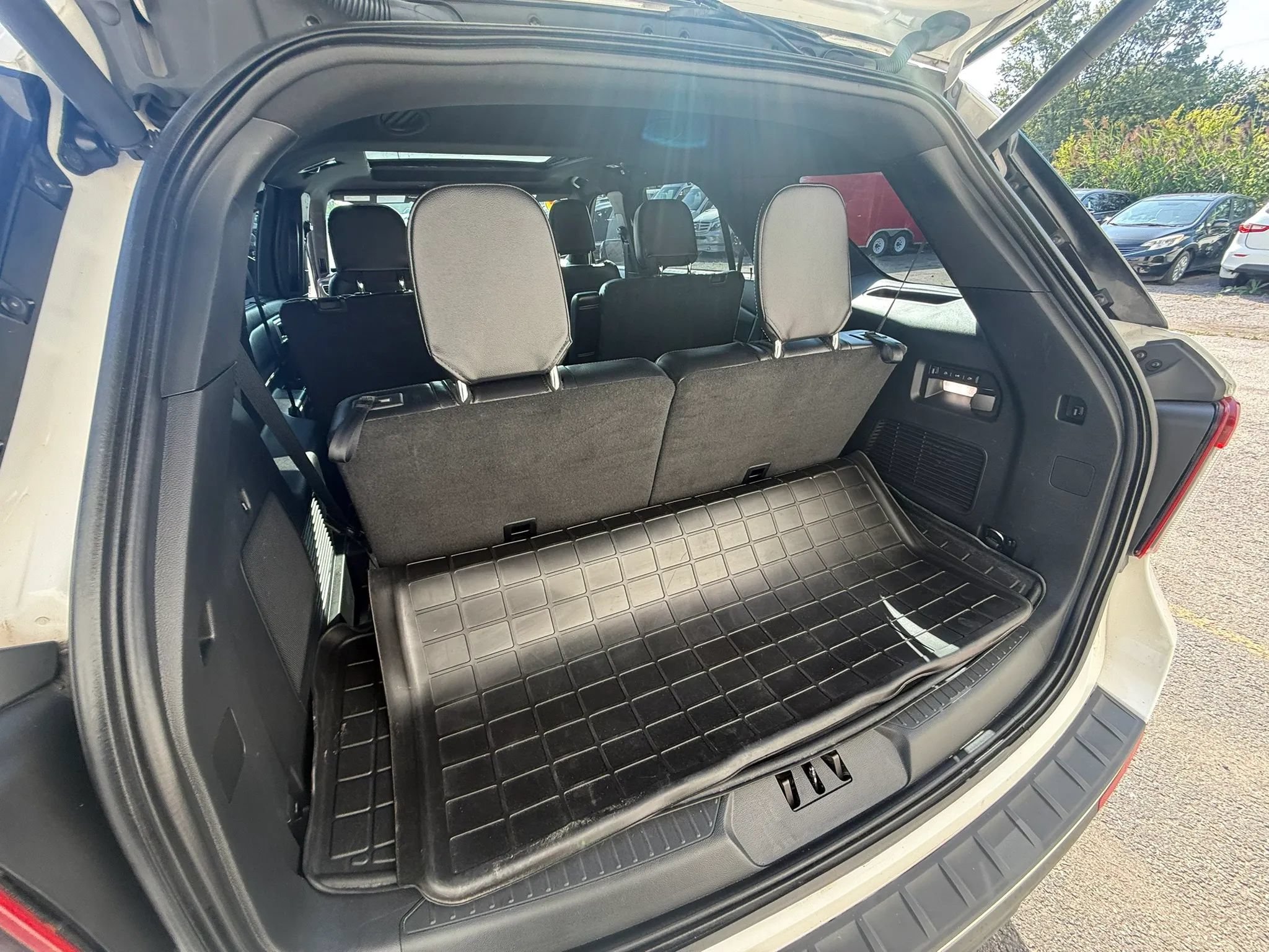 Used 2022 Ford Explorer ST w/ Equipment Group 401A AWD/4WD image 40