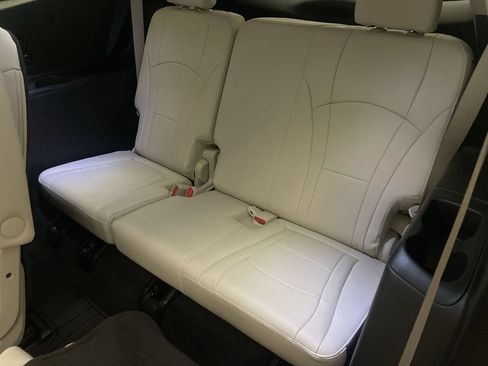 Used 2024 Buick Enclave Essence w/ Trailering Package, 5000 lbs. FWD image 28