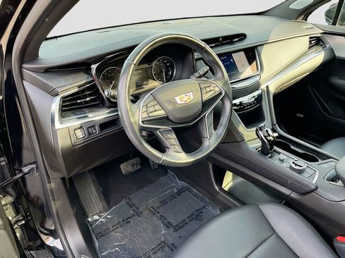 Certified 2023 Cadillac XT5 Premium Luxury AWD/4WD image 17
